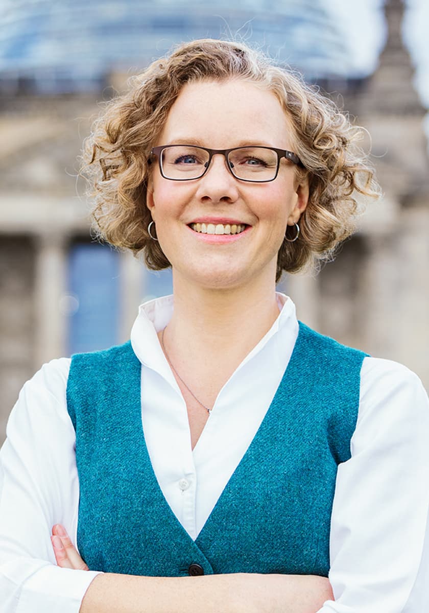 Portrait von Julia Verlinden