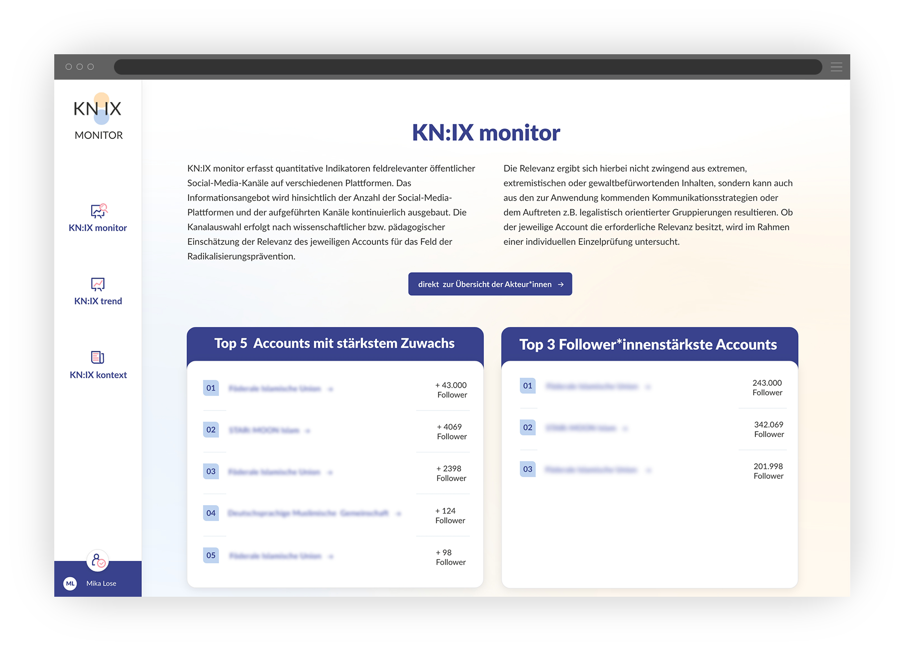 Desktop-Screen mit Tabellen-Modul von KN:IX Plus, pastelliger gelb-blauer Farbverlauf im Hintergrund, Text und Boxen mit Statistiken zu Social-Media-Kanälen in der Seitenmitte und 3 Auswahlboxen in einer Menüspalte links