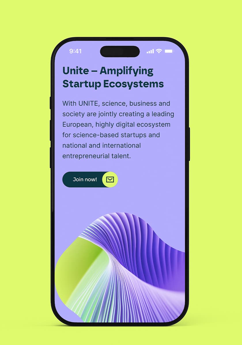 Mock-up vom Mobiltelefon auf grell-gelbem Hintergrund, mit Ansicht der lila Unite-Startseite