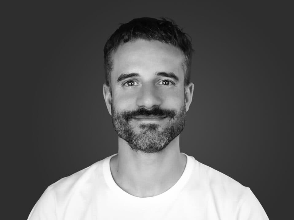 Shantu Bhattacharjee - Portrait ALEKS & SHANTU GmbH